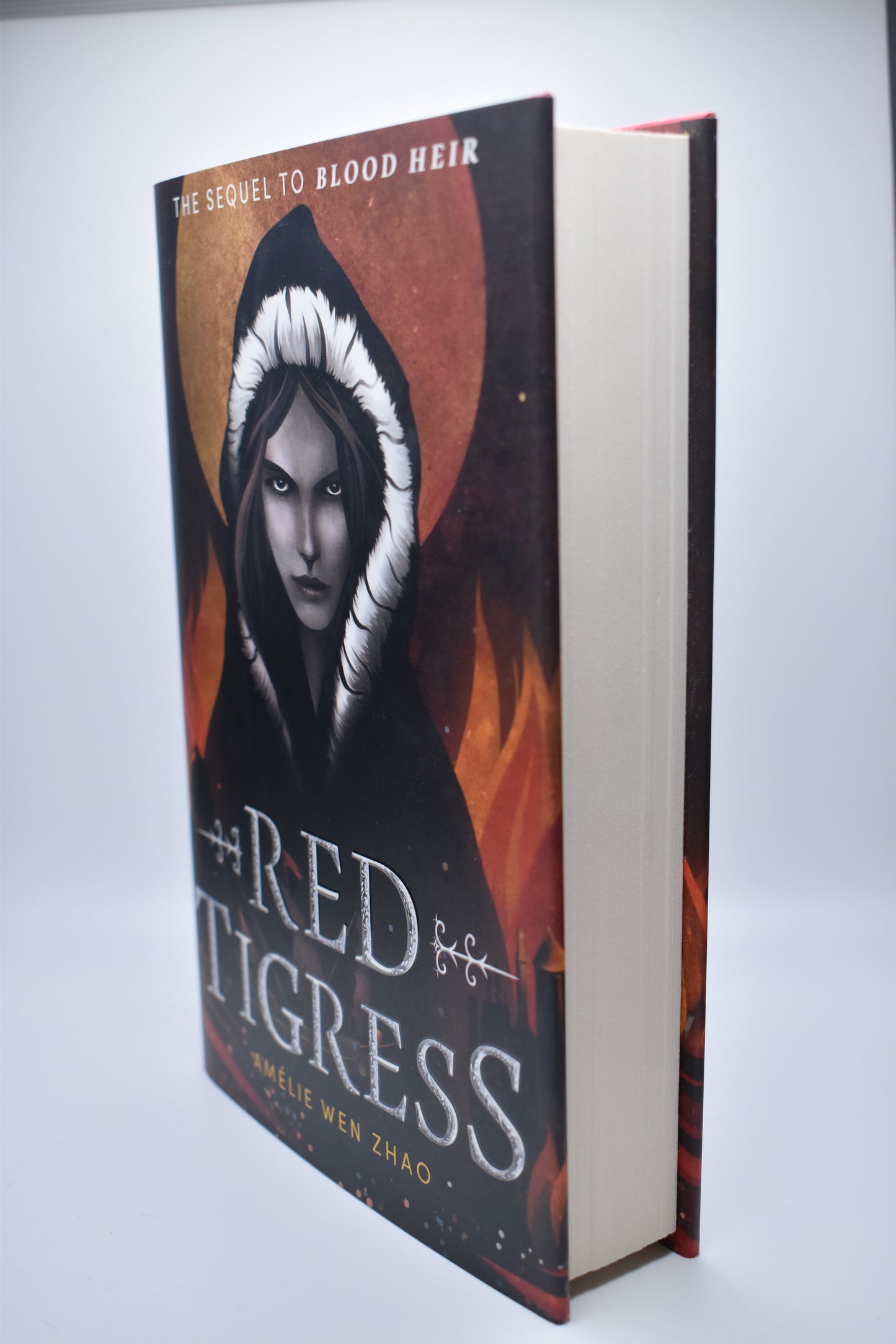 Red Tigress by Amélie Wen Zhao - Blood Heir Trilogy #2 (Hardcover)